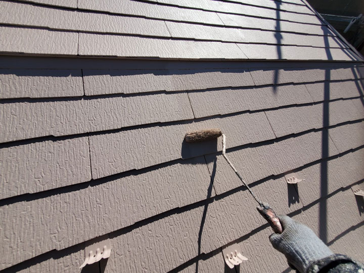 屋根塗装の相場は？