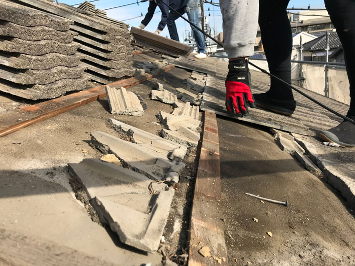 屋根の葺き替え工事