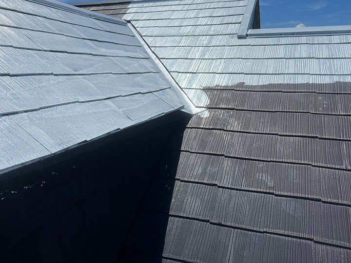 塗装で屋根材を守る