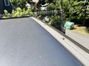 取付パーツの構造を確認