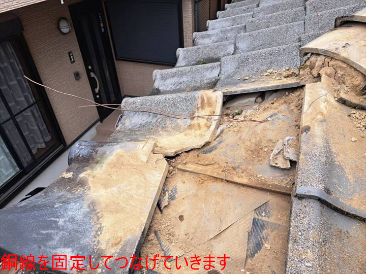 銅線固定中の棟内部