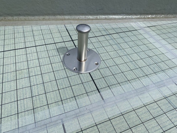 通気緩衝シートと脱気筒の設置