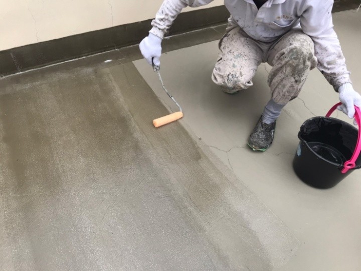 プライマー塗布による密着性の向上