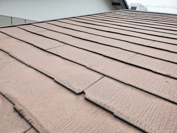 スレートの欠けと段差