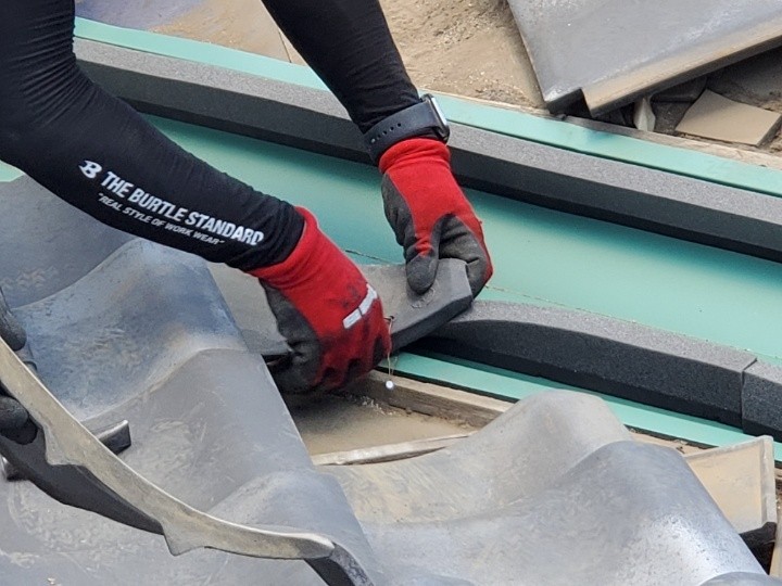 既存瓦の葺き直し